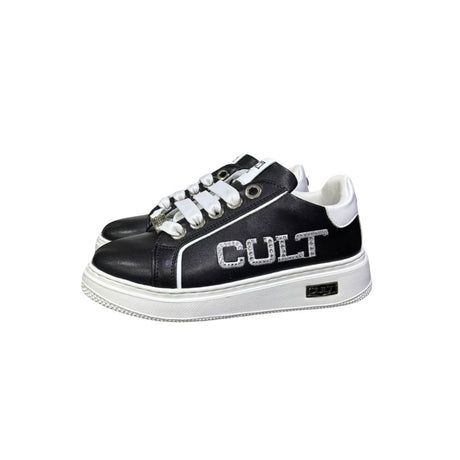 Sneaker Cult T510 in eco-pelle nera e bianca con logo laterale in strass, lacci bianchi e suola logata su sfondo neutro.