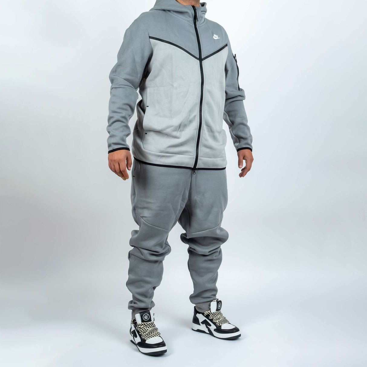 Nike Felpa Sportswear Tech Grigio