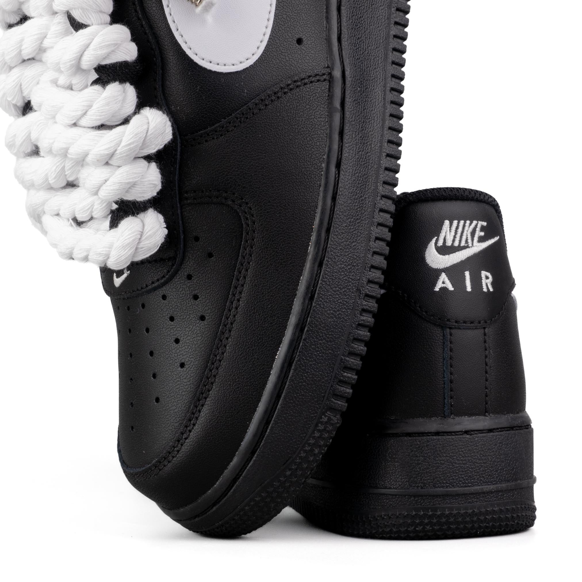 Air force 1 black low top online