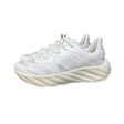 Sneakers da donna Ellesse Alba color bianco con tomaia in mesh, suola spessa sagomata e lacci abbinati.