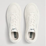 Sneakers unisex Ellesse LS914 in pelle colore bianco con lacci coordinati e logo Ellesse sulla linguetta.