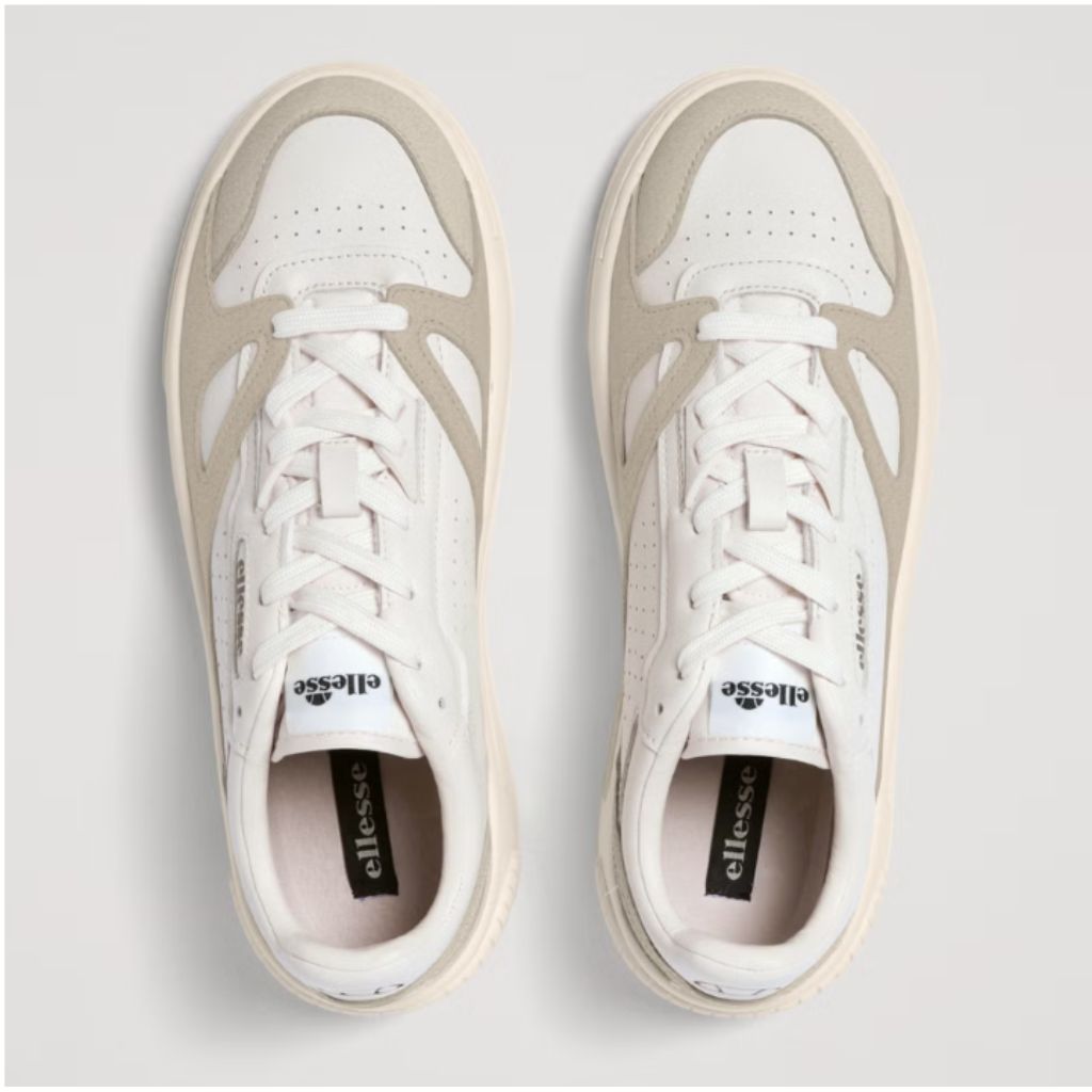 Sneakers unisex Ellesse LS914 in pelle e suede color beige con lacci coordinati e logo Ellesse sulla linguetta