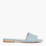 Ciabatta flat Gagliotta in pelle celeste, design minimal.