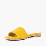 Ciabatta flat Gagliotta in camoscio giallo, design minimal, tacco basso 2 cm.