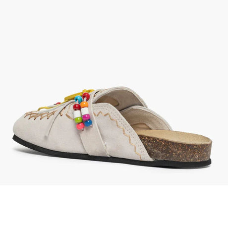 Mule Gagliotta in camoscio ghiaccio con frange, perline multicolor e laccetti colorati, suola sughero 4 cm.