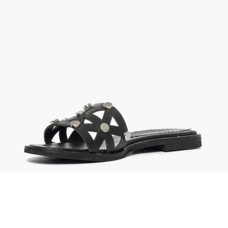 Ciabatta flat Gagliotta in pelle nera, fascia geometrica découpage con borchie argentate, tacco 3 cm.
