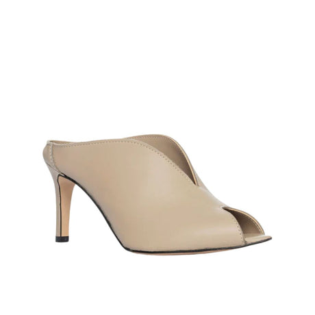 Sabot mule in pelle beige con tacco a spillo 8 cm e scollatura a V