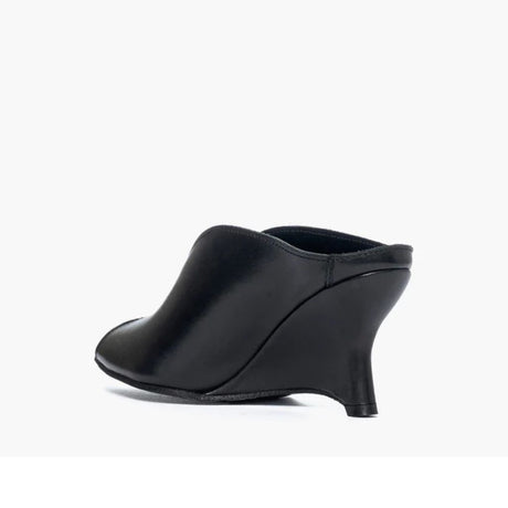 Sabot mule in pelle nera con zeppa concava 8 cm e scollatura a V