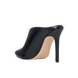 Sabot mule in pelle nera con tacco a spillo 10 cm e scollatura a V