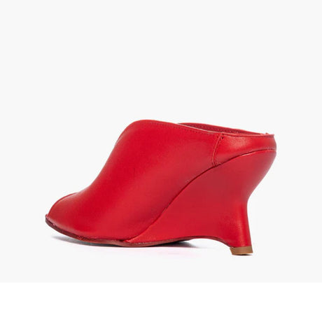 Sabot mule in pelle rossa con zeppa concava 8 cm e scollatura a V