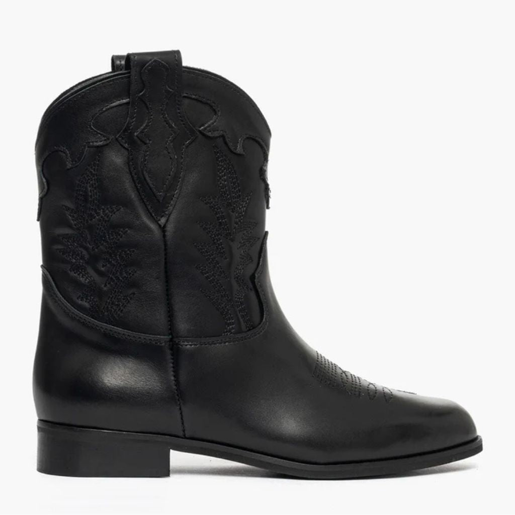 Stivali camperos in pelle nero con ricamo