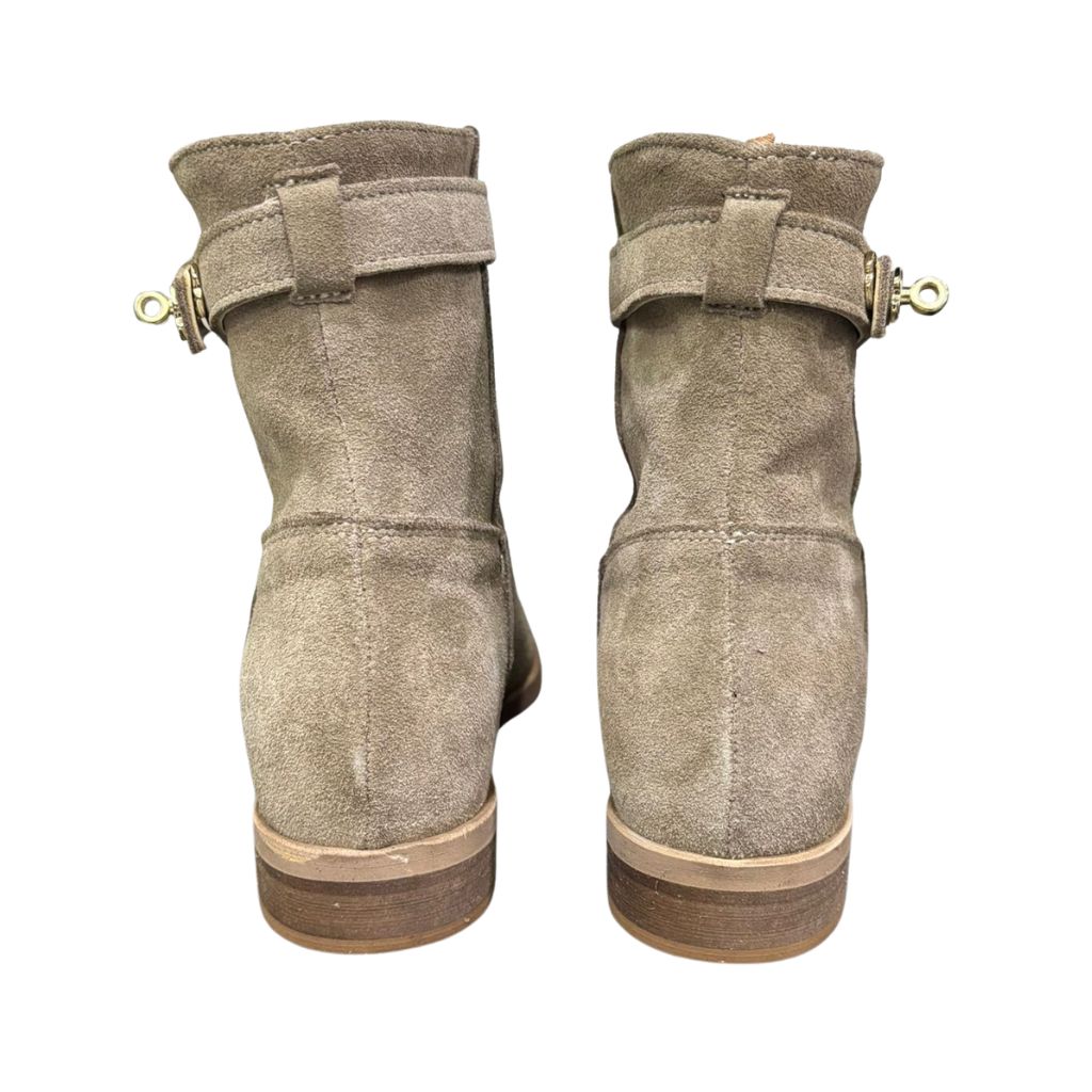 Stivaletto taupe in camoscio Gagliotta Roma con rialzo interno