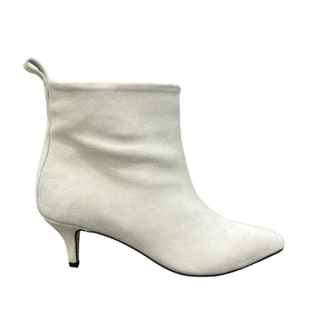 Tronchetto in camoscio ghiaccio con tacco a rocchetto 6 cm e punta affusolata