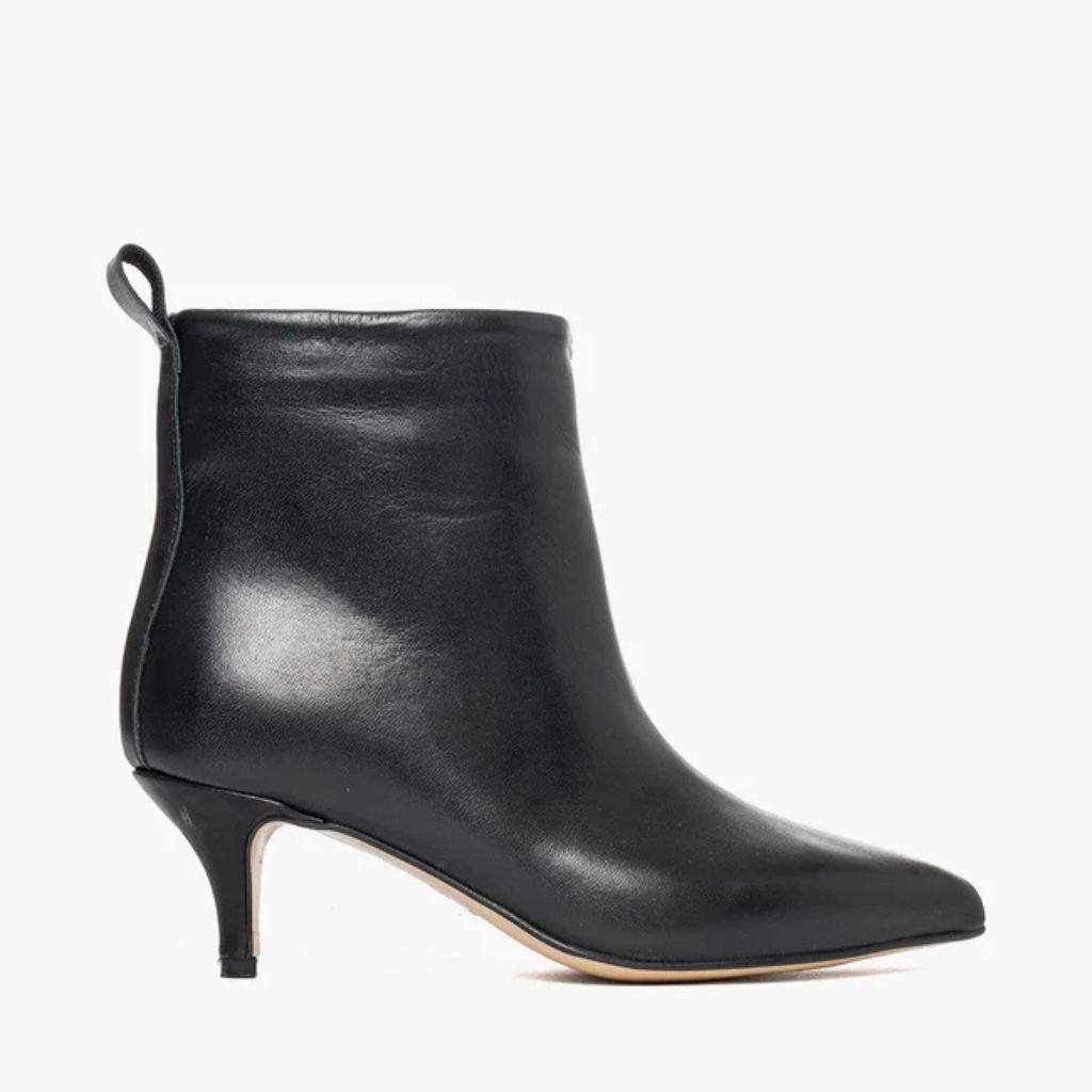 Tronchetto nero in pelle Gagliotta 2501 senza zip