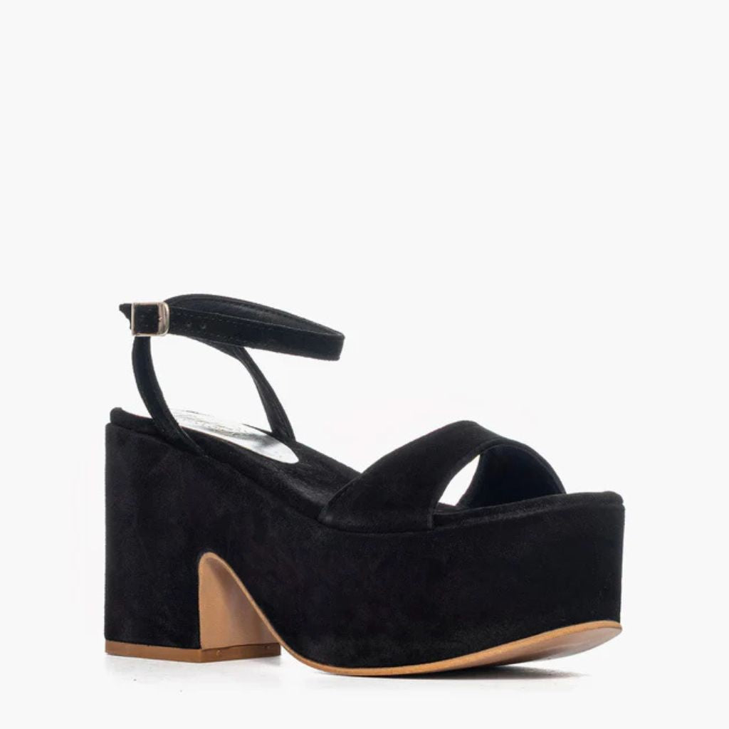 Sandalo Gagliotta in camoscio nero con zeppa alta 10.5 cm
