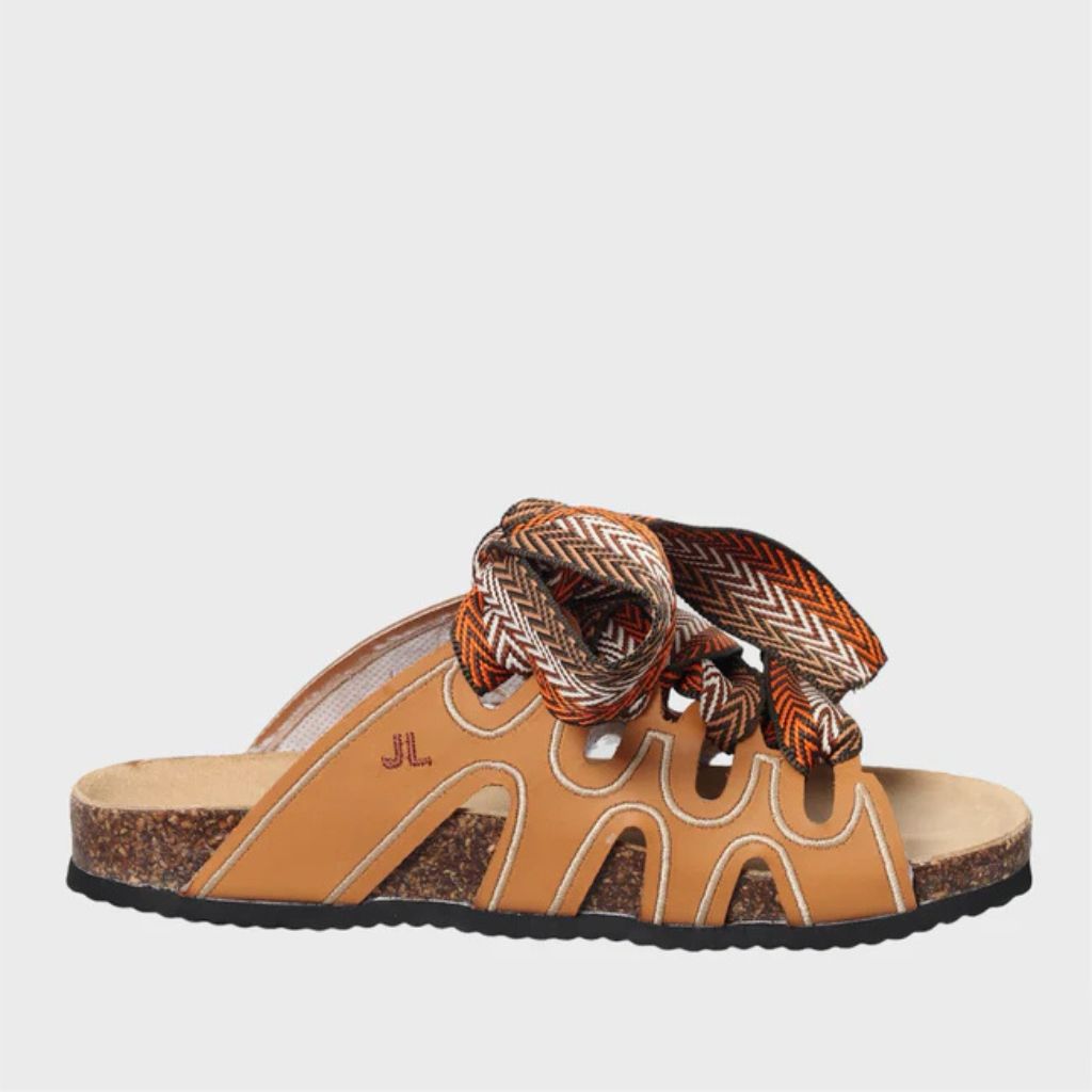 Ciabatta color cuoio Jammers London con laccio chevron arancione e marrone.