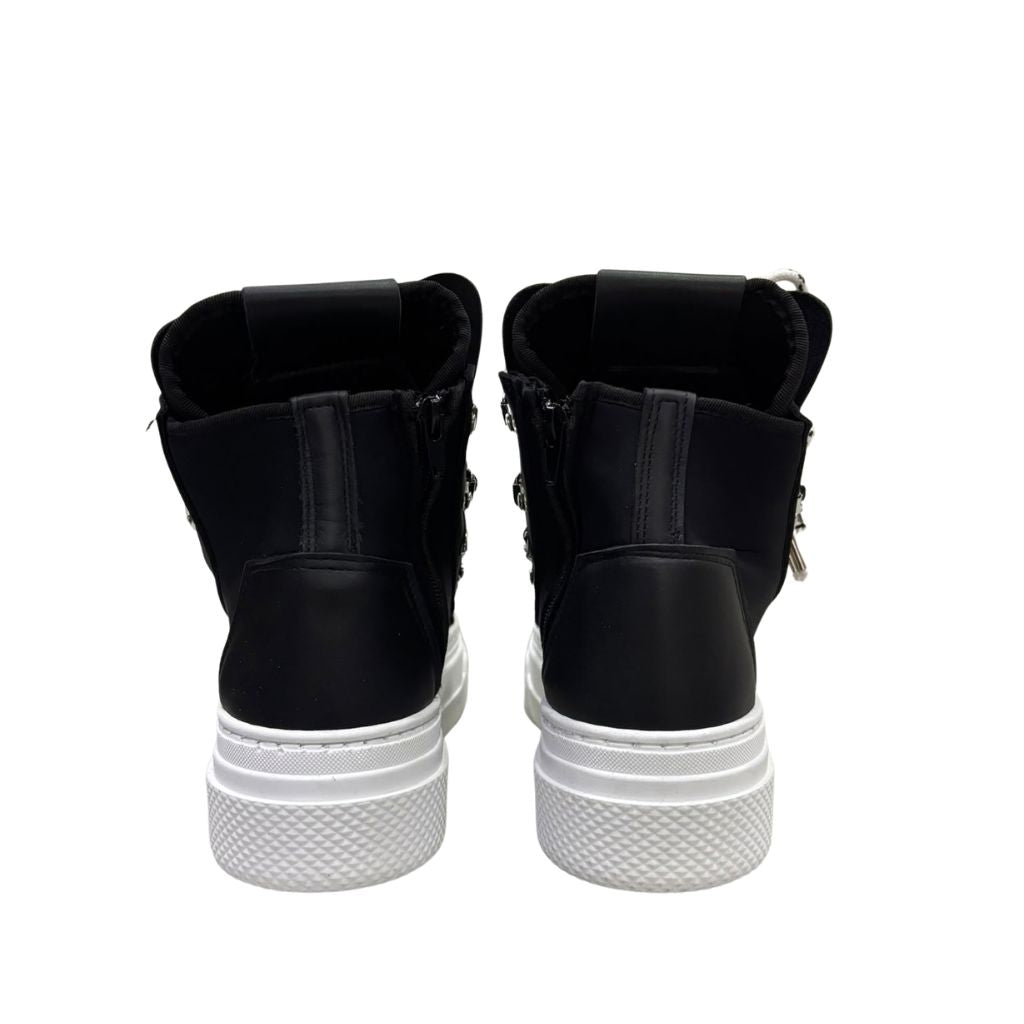 Sneaker alta Jammers London nera con maxi lacci intrecciati e punta bianca