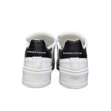 Sneakers bianche in pelle Jammers London Perla MatLudo con perla decorativa, tab posteriore nero e suola platform bianca.