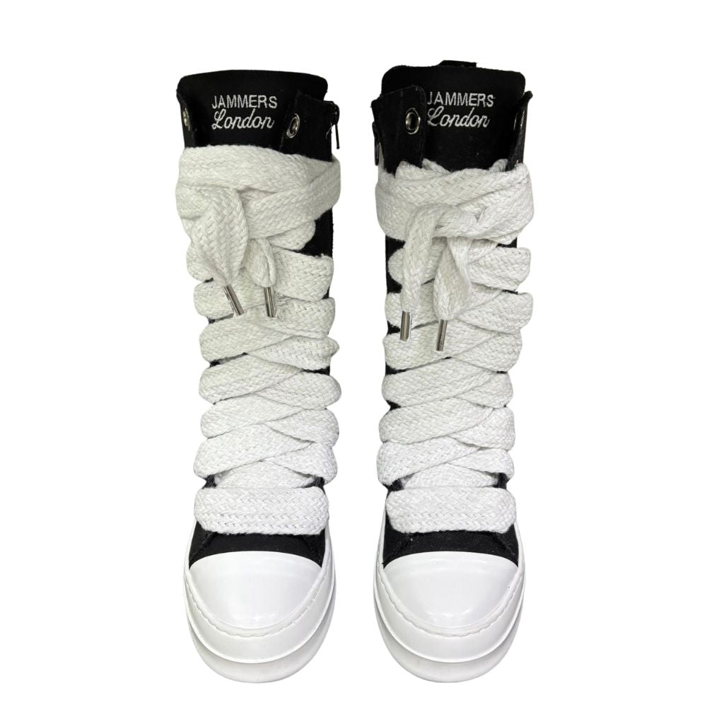 Sneaker boot alta donna nera con maxi lacci bianchi