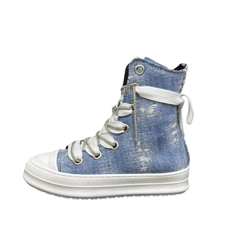Sneaker alta in canvas denim light destroy con doppio laccio brillantinato argento e suola bianca