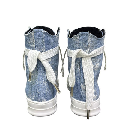 Sneaker alta in canvas denim light destroy con doppio laccio brillantinato argento e suola bianca