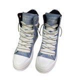 Sneaker alta in canvas denim light destroy con doppio laccio brillantinato argento e suola bianca