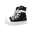 Stivaletto alto in tela nera Jammers London con lacci oversize bianchi, occhielli argento e suola platform bianca.