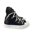 Sneaker high-top Jammers London in pelle nera, doppio laccio a contrasto, ganci argentati, suola platform bianca.