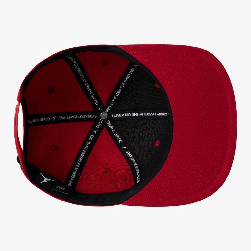 Cappello snapback Jordan rosso con visiera piatta