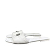 Ciabattine flat Marc Ellis denim bianco frangé, placca logo argentata, plantare ecopelle bianca.