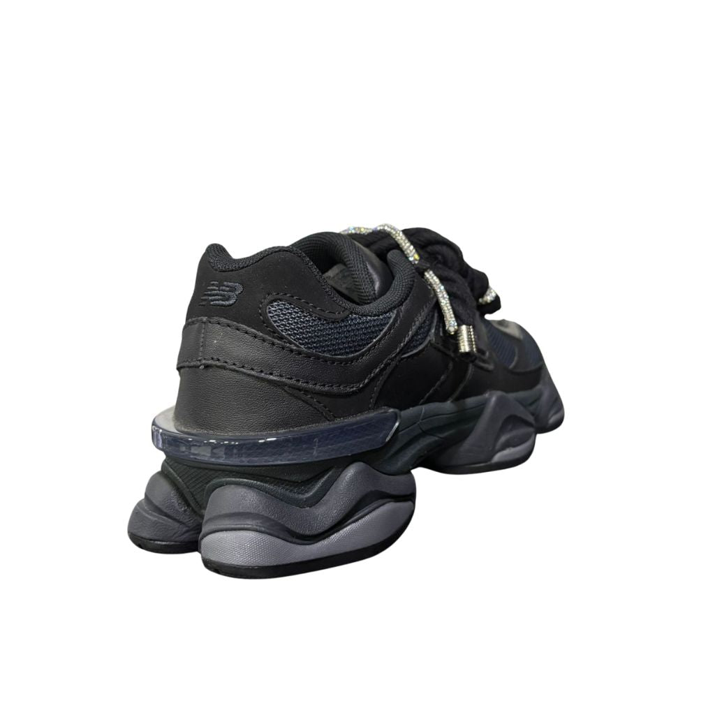 New Balance 9060 Triple Black Corda Nero e Brillantini U9060NRI