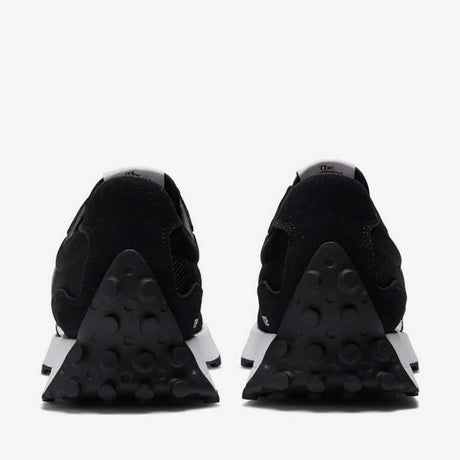 Sneaker New Balance 327 nera bianca vintage