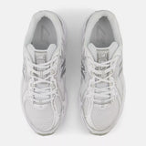 Sneaker New Balance 740 white silver, inserti metallizzati, suola ABZORB.