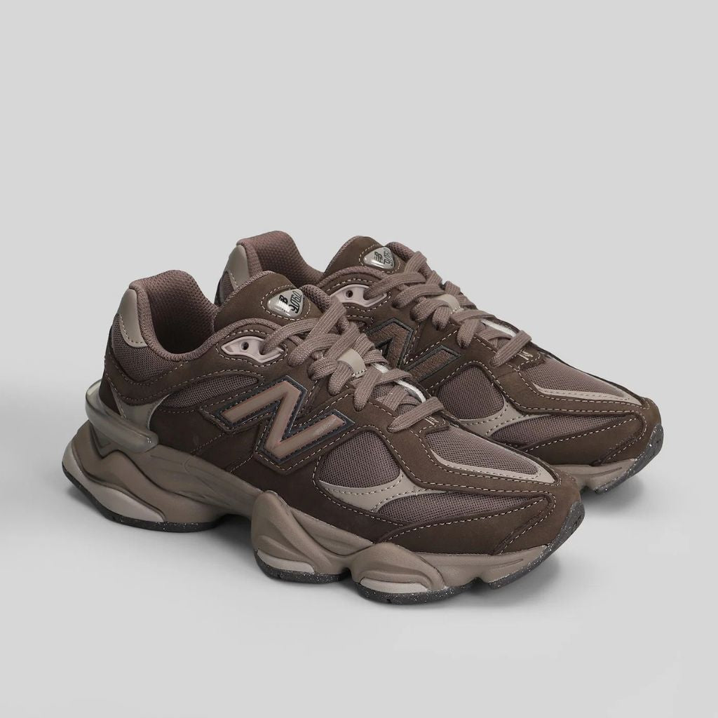Sneaker New Balance 9060 total brown chunky