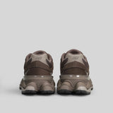 Sneaker New Balance 9060 total brown chunky