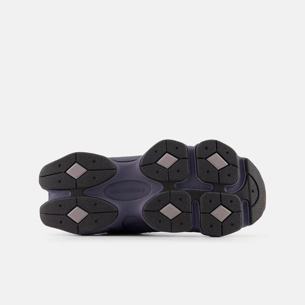 New Balance 9060 Neptune Grey da bambino in scamosciato grigio con suola chunky