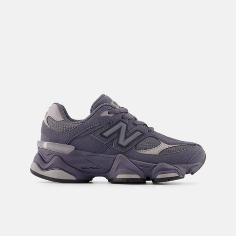 New Balance 9060 Neptune Grey da bambino in scamosciato grigio con suola chunky