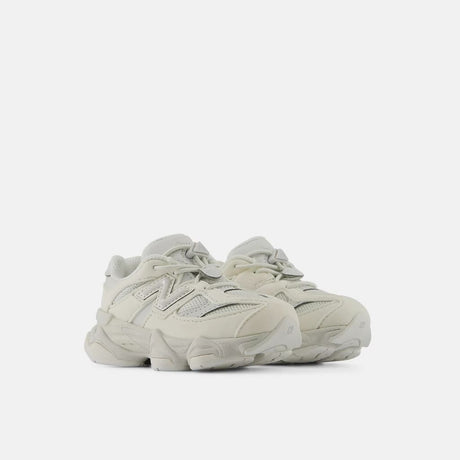 Sneaker New Balance 9060 bambino Ice Grey con intersuola ABZORB e chiusura elastica