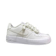 Nike Air Force 1 Low bianca con punta vernice e lacci corda

