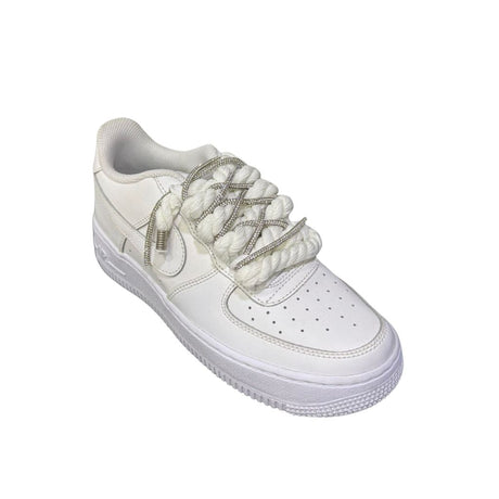 Nike Air Force 1 Low bianca con lacci corda e strass