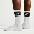 Calzini alti Nike Everyday Essential bianchi
