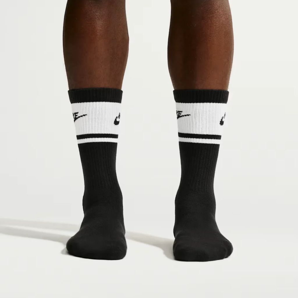 Calzini alti Nike Everyday Essential neri
