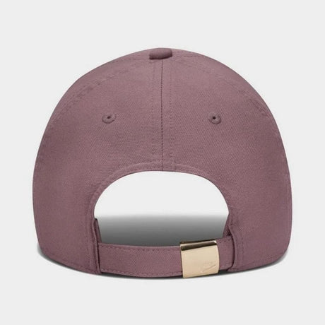 Cappello Nike Club Dri-FIT color rosa cipolla con visiera curva