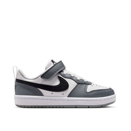 Sneakers Nike Court Borough bianche e grigie da bambino con Swoosh nero e strappo