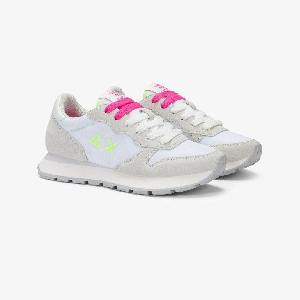 Sneaker Sun68 Ally Solid bianca donna - mesh con riporti scamosciati, logo giallo fluo e laccio fucsia