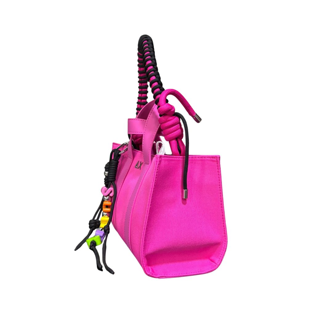 Borsa Sun68 Mini Bag Everyday fuxia in poliestere con chiusura a sacchetto, tracolla colorata intercambiabile, manico corto e portachiavi coordinato.