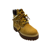 Stivale Timberland wheat con catena decorativa e charm dorati