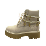 Scarponcino Timberland Stone Street beige in suede con perle, charm dorati e suola platform