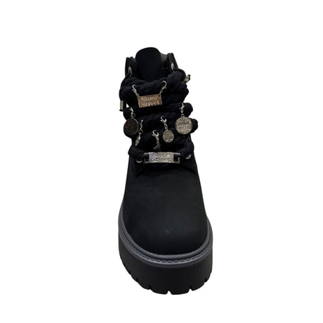 Stivale Timberland nero con maxi lacci e charm argentati