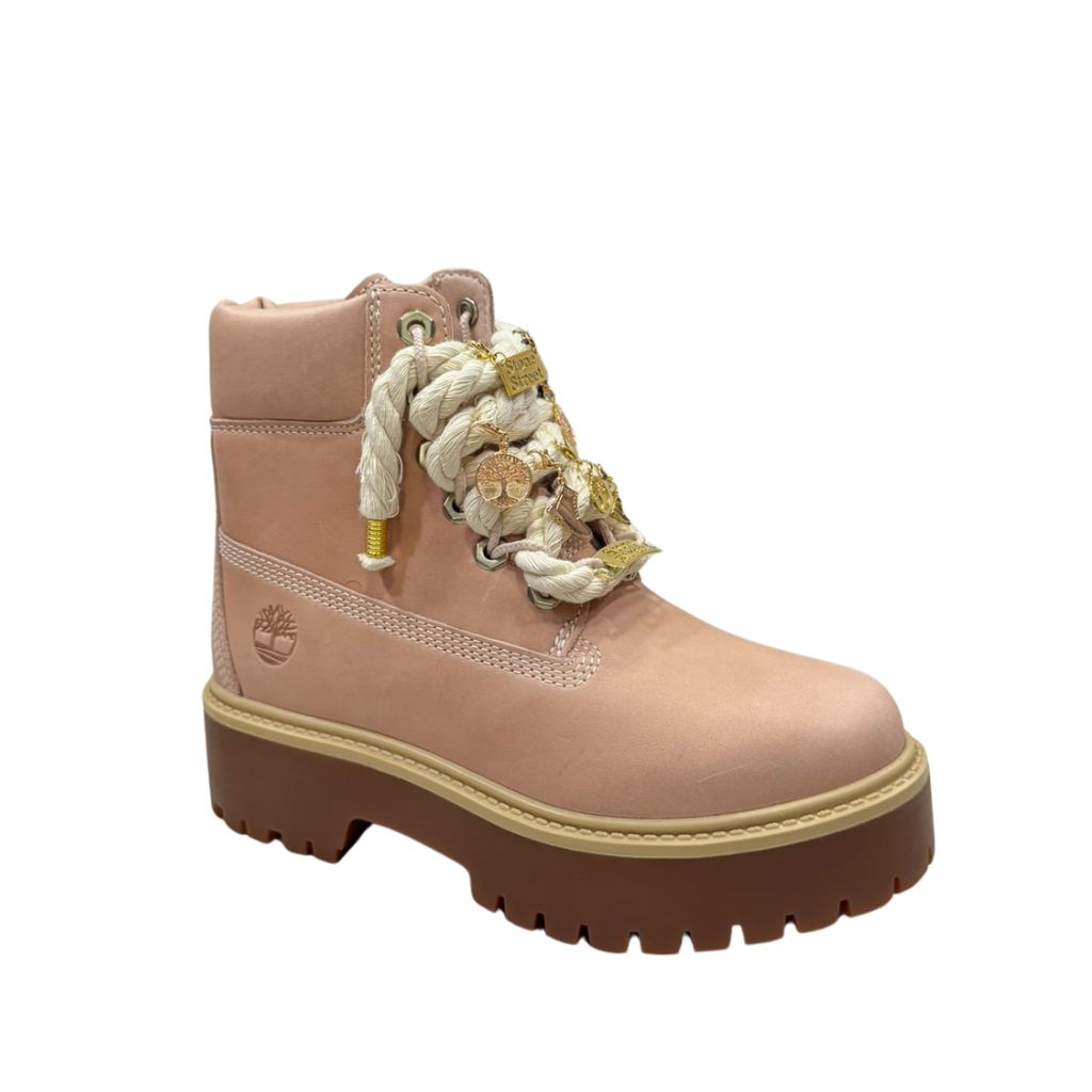 Scarponcino Timberland Stone Street rosa con lacci a corda e charms